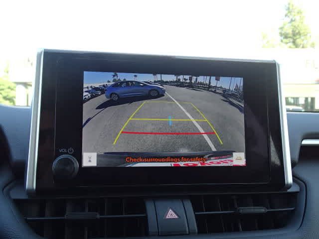 Used 2025 Toyota RAV4 XLE w/ Convenience Package FWD image 29