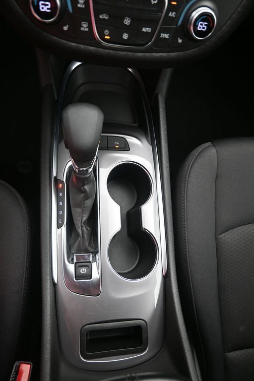 Certified 2025 Chevrolet Malibu LT FWD image 18
