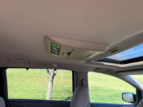 Used 2013 Honda Odyssey Touring image 22