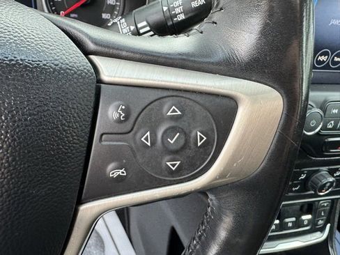 Used 2019 GMC Terrain Denali w/ Advanced Safety Package image 22