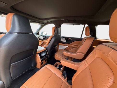 Used 2020 Lincoln Aviator Black Label w/ Class IV Trailer Tow Package AWD/4WD image 20