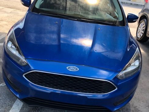 Used 2018 Ford Focus SEL image 1
