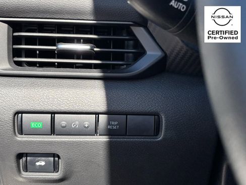 Certified 2025 Nissan Sentra S image 26