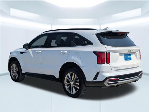 Used 2023 Kia Sorento SX FWD image 4