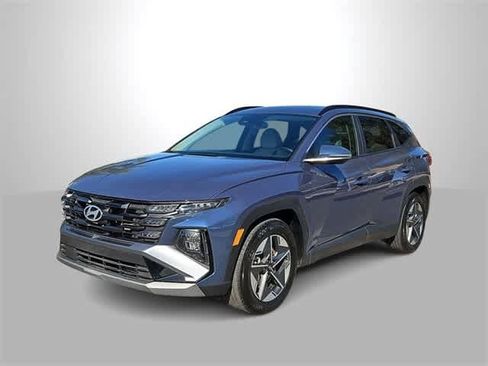 Certified 2025 Hyundai Tucson SEL image 4