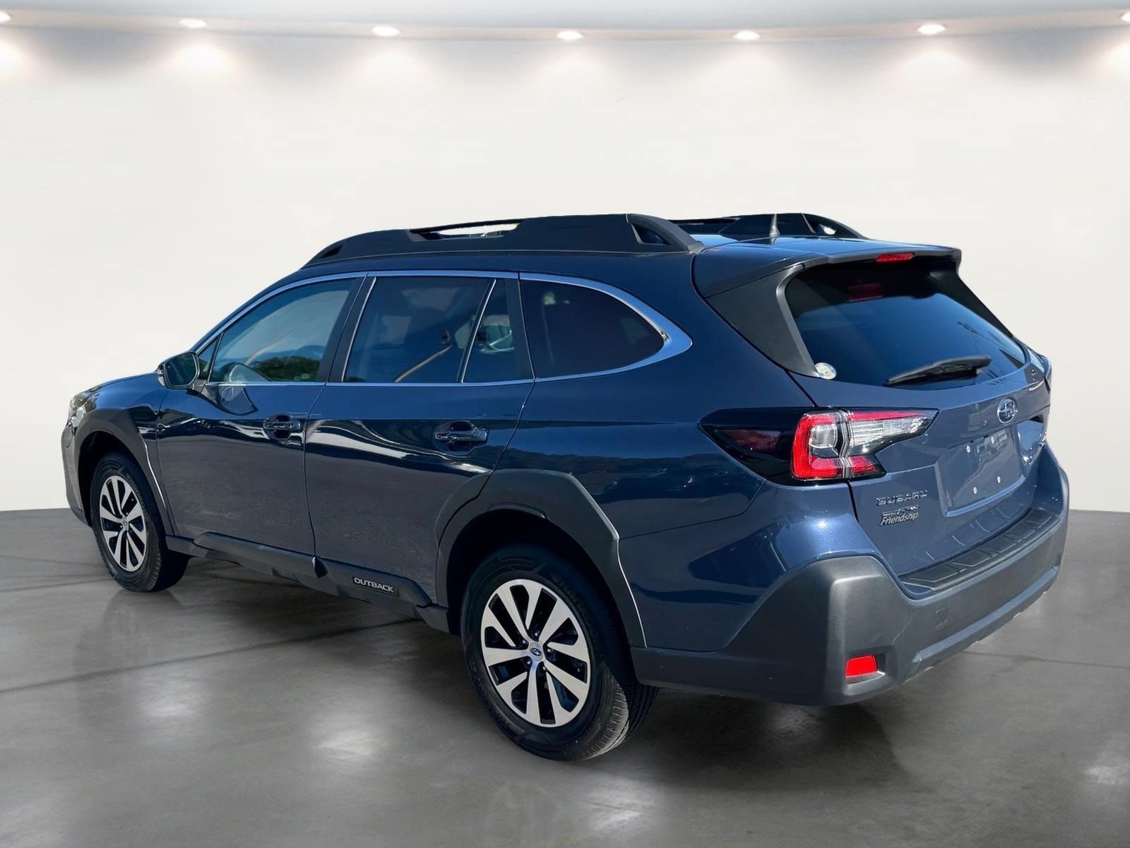 Used 2025 Subaru Outback Premium w/ Popular Package #1 AWD/4WD image 4