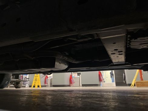 Used 2016 Nissan NV 3500 SL image 9