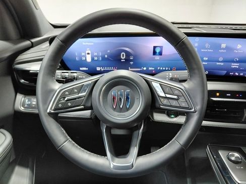 Used 2025 Buick Enclave Preferred image 28