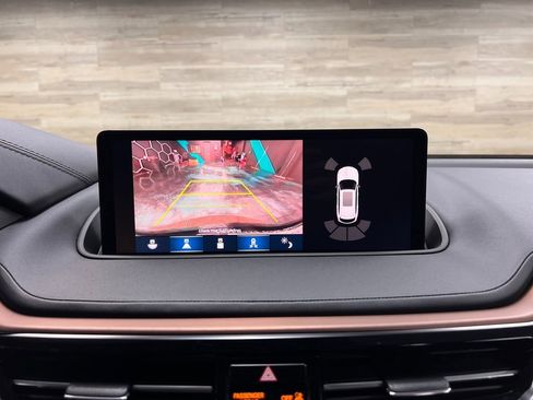 Used 2023 Acura MDX Technology image 8