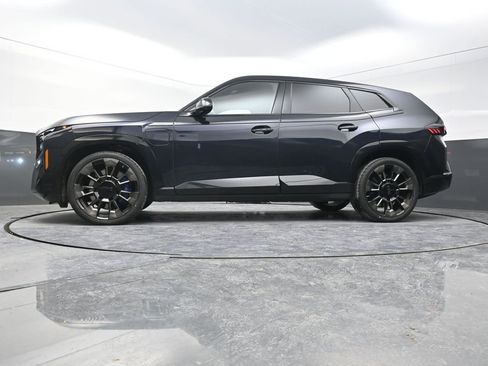 Used 2024 BMW XM image 24