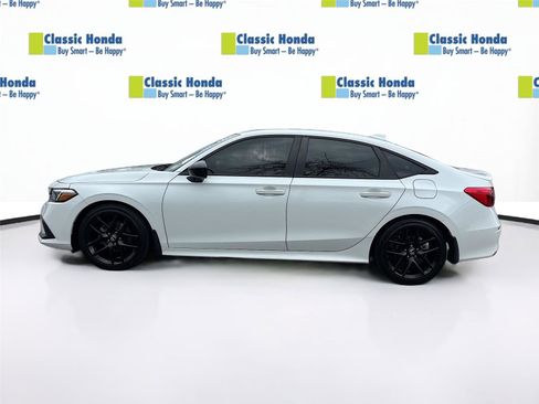 Used 2023 Honda Civic Sport image 4