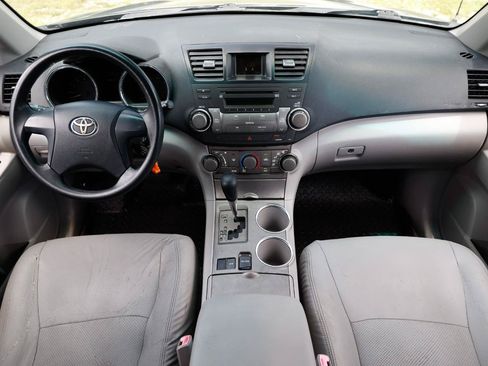 Used 2008 Toyota Highlander 2WD image 2