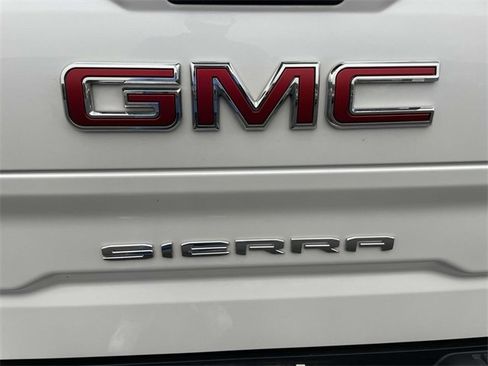 Used 2024 GMC Sierra 1500 SLT w/ SLT Premium Plus Package image 6