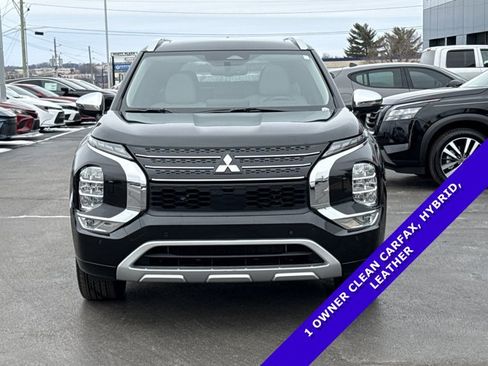 Used 2025 Mitsubishi Outlander SEL Black Edition image 16