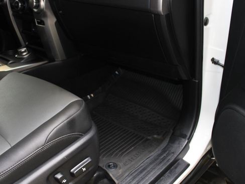 Certified 2023 Toyota 4Runner SR5 Premium image 38