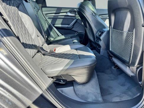 Used 2023 Audi SQ5 Premium Plus w/ Premium Plus Package image 44