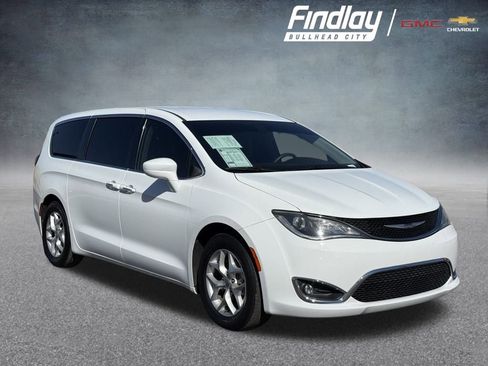 Used 2018 Chrysler Pacifica Touring Plus w/ Tire & Wheel Group image 1