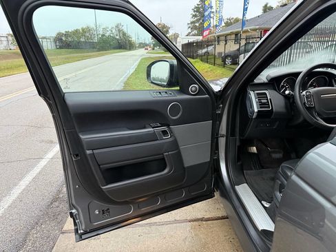 Used 2016 Land Rover Range Rover Sport HSE image 16