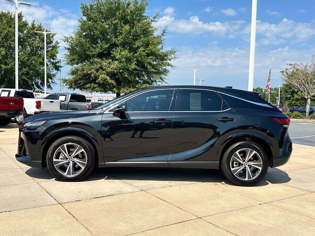 Used 2025 Lexus RX 350 FWD w/ Accessory Package image 27