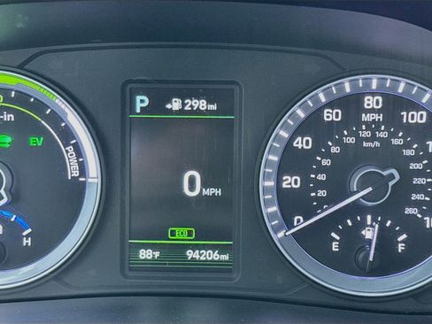 Used 2019 Hyundai Sonata Plug-In Hybrid FWD image 8