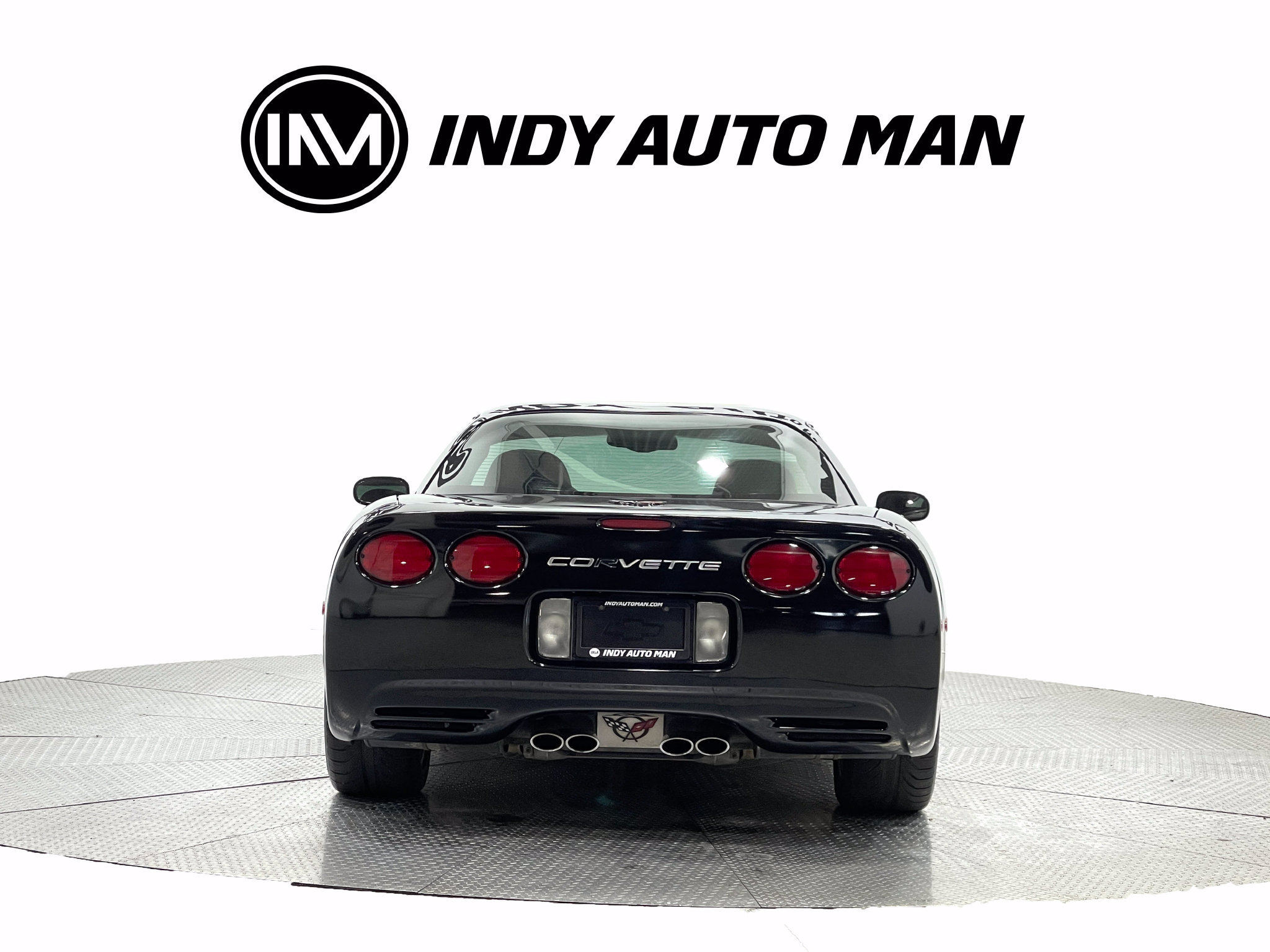Used 2004 Chevrolet Corvette Coupe w/ Preferred Equipment Group RWD image 5