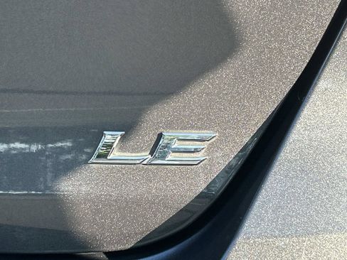 Used 2013 Toyota Venza LE w/ LE Convenience Pkg FWD image 10