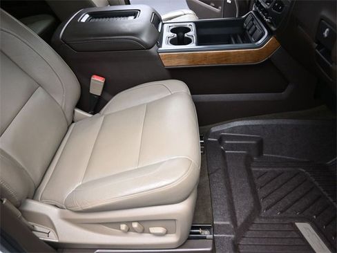 Used 2018 Chevrolet Silverado 1500 LTZ w/ Sport Package image 25