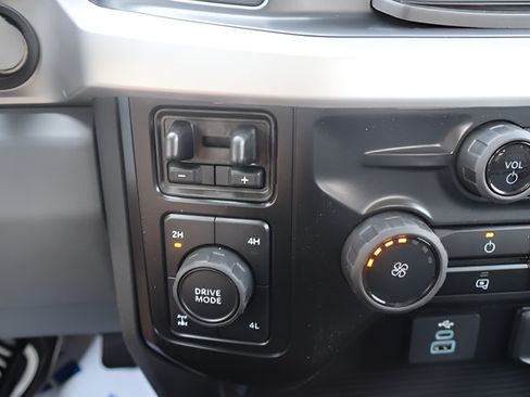 New 2026 Ford F250 XL w/ STX Appearance Package AWD/4WD image 23