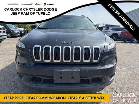 Used 2014 Jeep Cherokee Latitude image 3