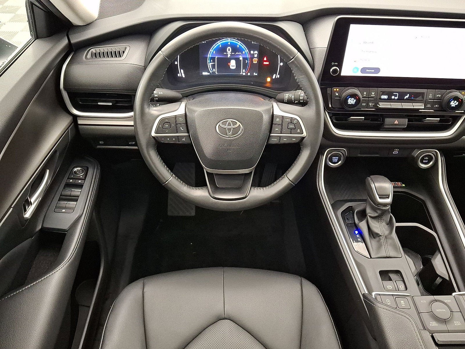 Certified 2024 Toyota Grand Highlander AWD image 13