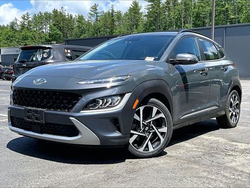 Used 2023 Hyundai Kona Limited AWD/4WD image 3