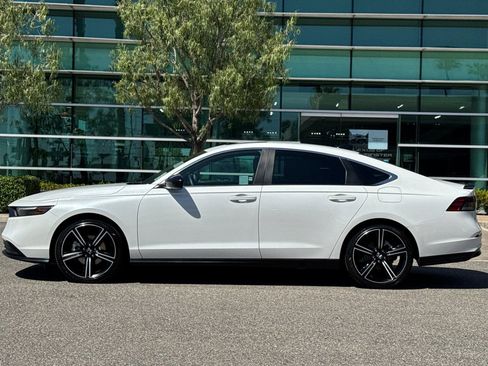 Used 2023 Honda Accord Sport image 7