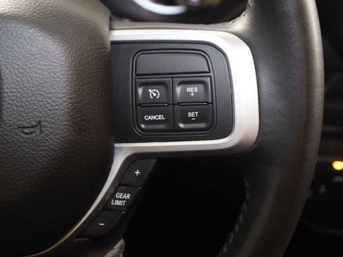 Used 2020 RAM 2500 Big Horn w/ Level 1 Equipment Group AWD/4WD image 29