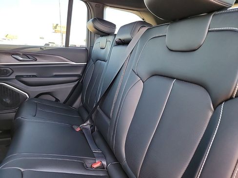 New 2025 Jeep Grand Cherokee Limited 4xe AWD/4WD image 25