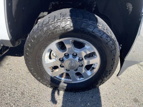 Used 2019 Chevrolet Silverado 2500 LT image 63