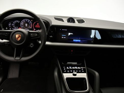New 2026 Porsche Cayenne Coupe AWD/4WD image 30