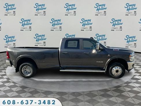 Used 2022 RAM 3500 Laramie AWD/4WD image 4