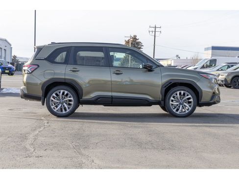 New 2025 Subaru Forester Touring image 2