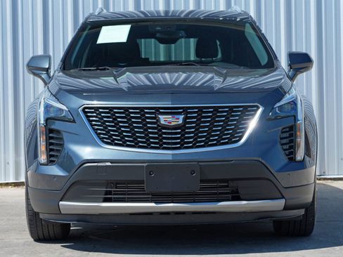 Used 2020 Cadillac XT4 Premium Luxury w/ Cold Weather Package image 6