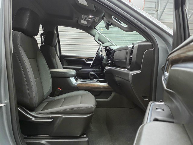 Used 2024 Chevrolet Silverado 1500 RST w/ All Star Edition Plus AWD/4WD image 17