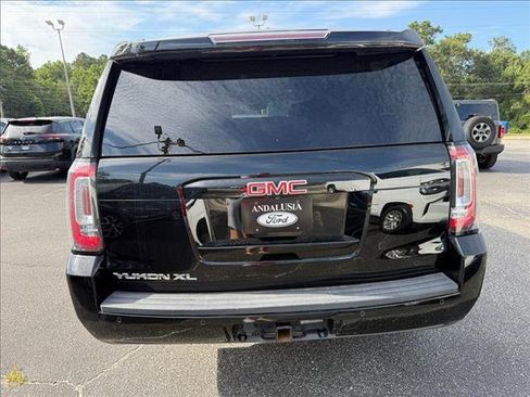 Used 2019 GMC Yukon XL SLT AWD/4WD image 22