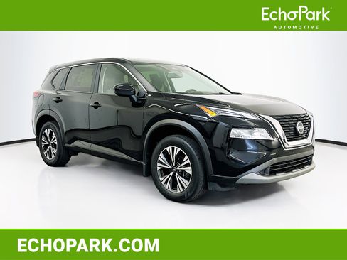 Used 2023 Nissan Rogue SV image 1