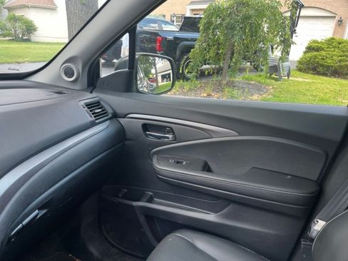 Certified 2023 Honda Ridgeline RTL image 19