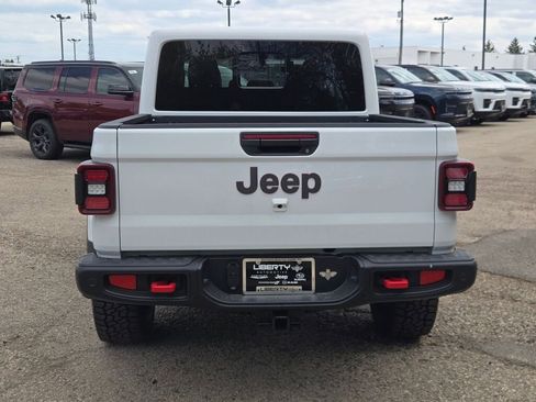 New 2026 Jeep Gladiator Rubicon AWD/4WD image 13