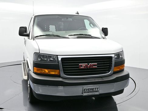 Used 2024 GMC Savana 2500 w/ Driver Convenience Package image 2