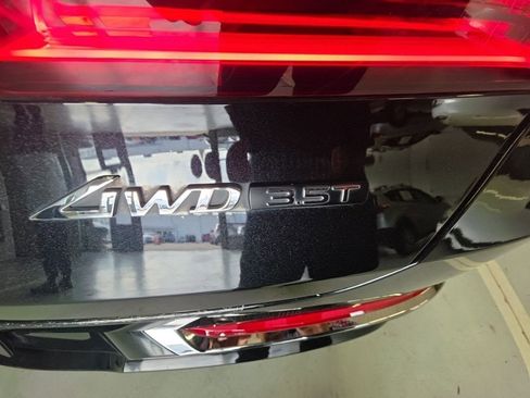 Used 2024 Genesis GV80 3.5T image 6