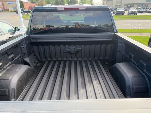 New 2026 Chevrolet Silverado 1500 Custom Trail Boss w/ LPO, Dark Essentials Package AWD/4WD image 5