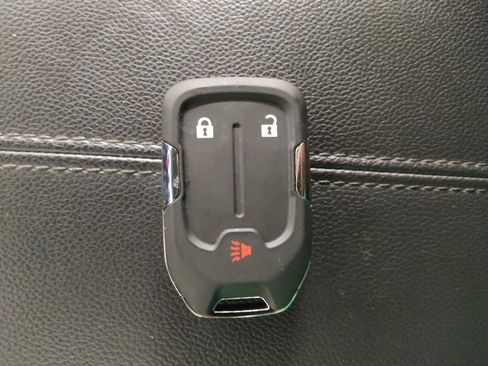 Used 2020 GMC Terrain SLE image 32