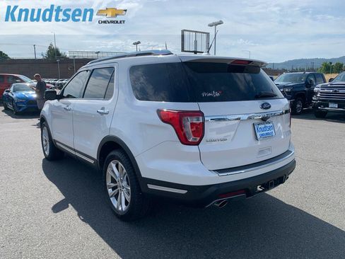 Used 2018 Ford Explorer Limited w/ Equipment Group 301A AWD/4WD image 5