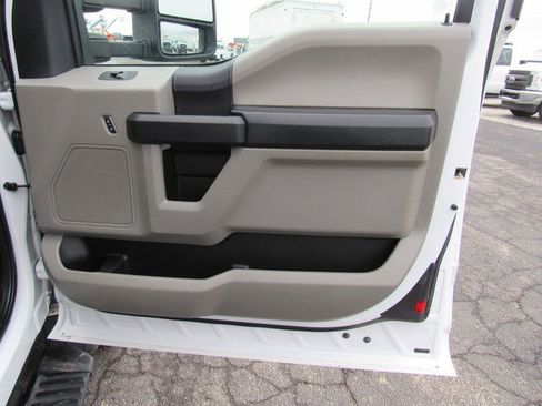 Used 2017 Ford F450 XL w/ Power Equipment Group AWD/4WD image 12